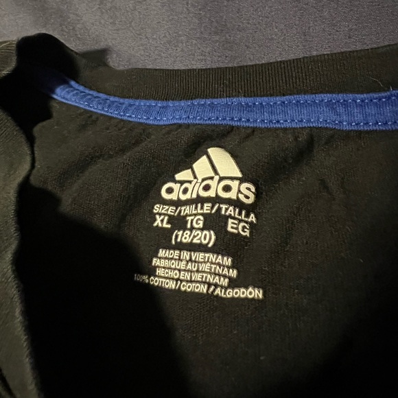 Adidas Tshirt - Picture 3 of 3